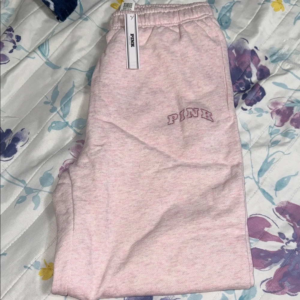 PINK Victoria's Secret Light Pink Girls' Jogger Sweatpants - Picture 4 of 5